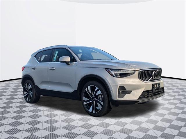 new 2025 Volvo XC40 car, priced at $49,645