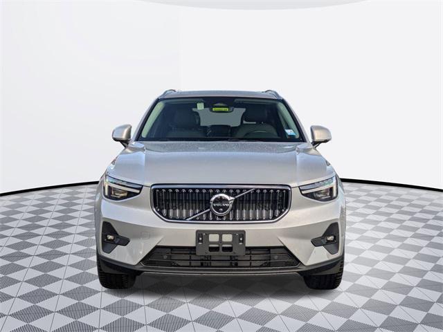 new 2025 Volvo XC40 car, priced at $49,645