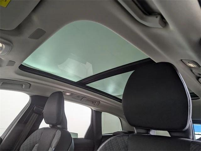 used 2022 Volvo XC60 car, priced at $35,000