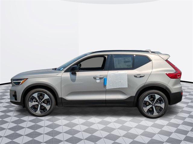 new 2025 Volvo XC40 car, priced at $48,315