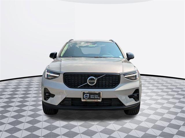 new 2025 Volvo XC40 car, priced at $48,315