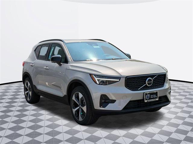 new 2025 Volvo XC40 car, priced at $48,315