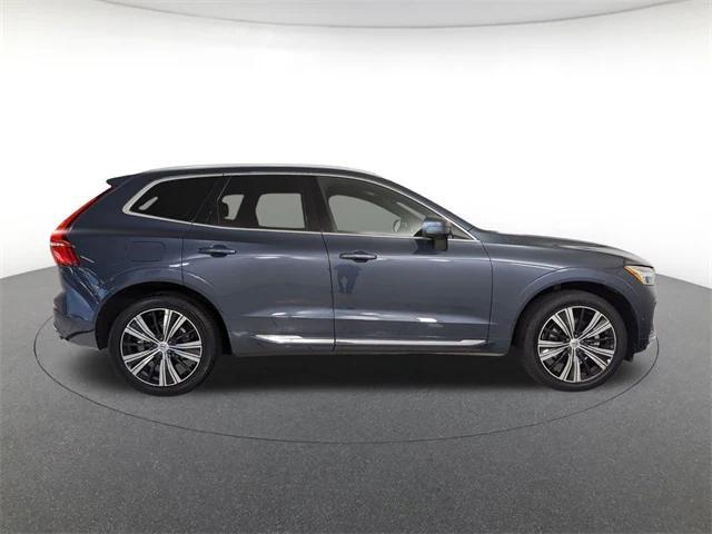 used 2022 Volvo XC60 car, priced at $36,400