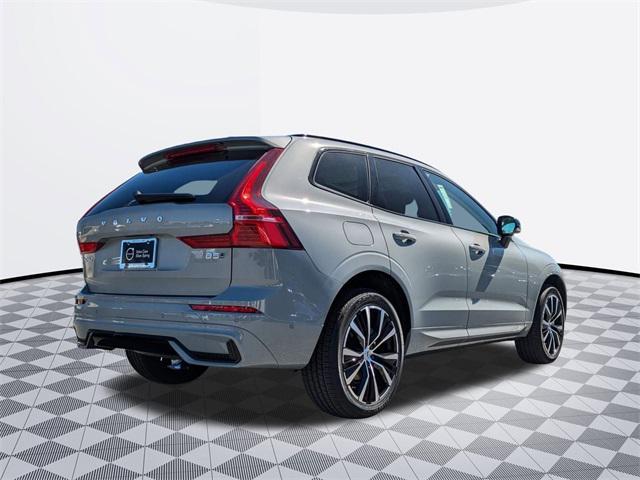 new 2025 Volvo XC60 car, priced at $52,545