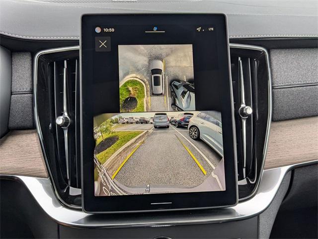 new 2026 Volvo XC90 car, priced at $68,395