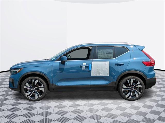 new 2025 Volvo XC40 car, priced at $51,765