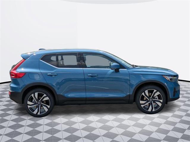 new 2025 Volvo XC40 car, priced at $51,765