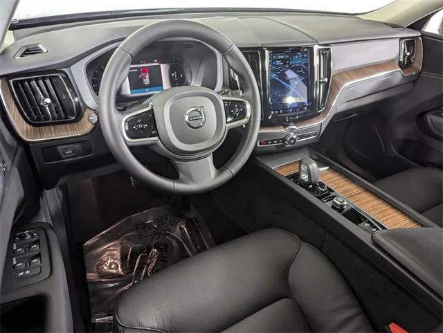 used 2023 Volvo XC60 car, priced at $39,500