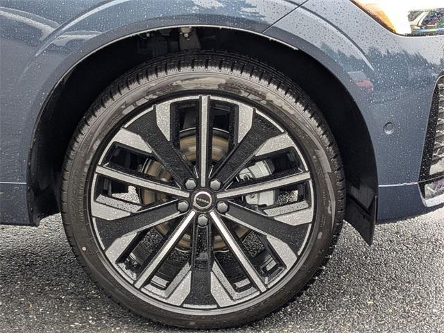 new 2026 Volvo XC60 car, priced at $60,095