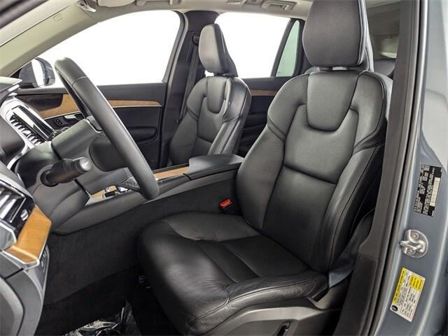 used 2023 Volvo XC90 Recharge Plug-In Hybrid car, priced at $60,000