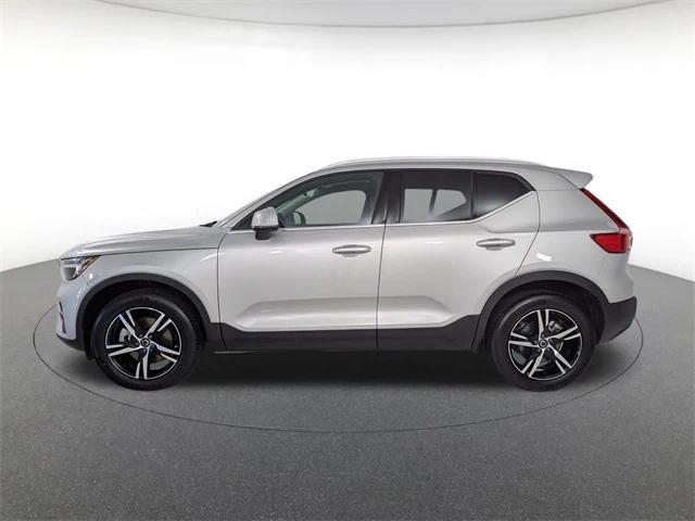 used 2025 Volvo XC40 car, priced at $34,500