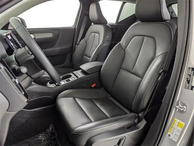 used 2025 Volvo XC40 car, priced at $34,500