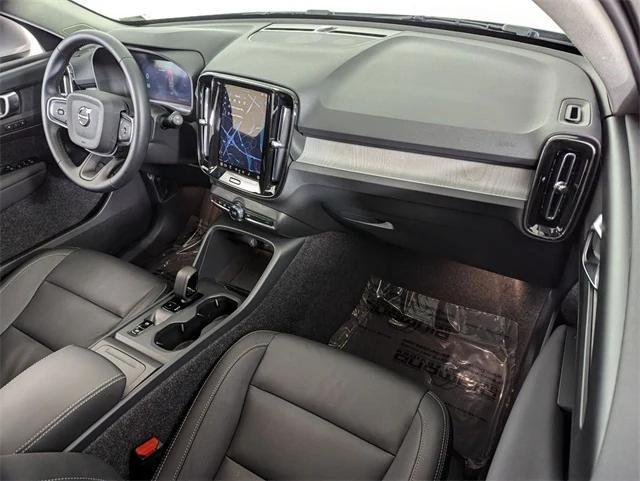 used 2025 Volvo XC40 car, priced at $34,500