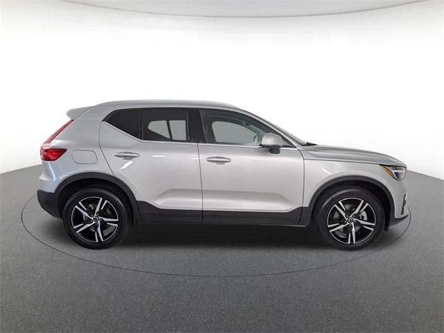 used 2025 Volvo XC40 car, priced at $34,500