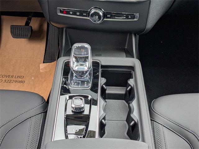 new 2026 Volvo XC90 car, priced at $68,825
