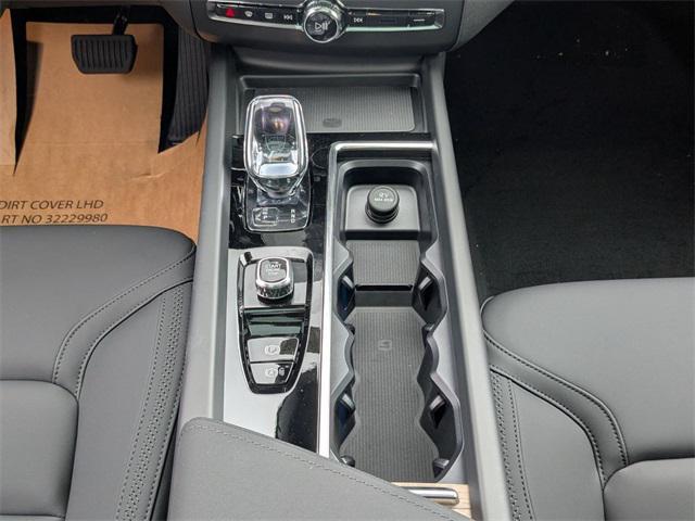 new 2026 Volvo XC60 Plug-In Hybrid car, priced at $65,445
