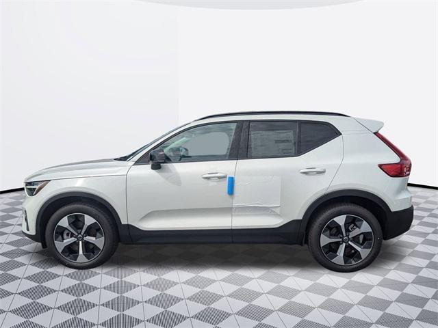 new 2025 Volvo XC40 car, priced at $46,815