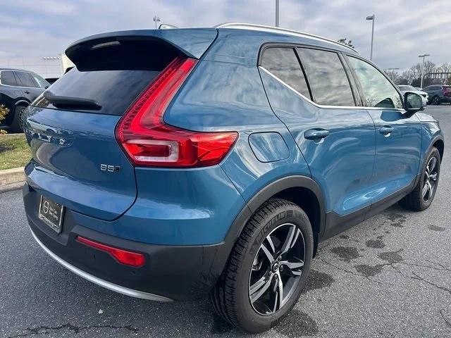 used 2025 Volvo XC40 car, priced at $33,000
