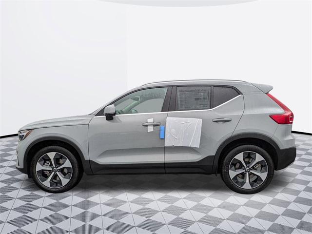 new 2025 Volvo XC40 car, priced at $44,515