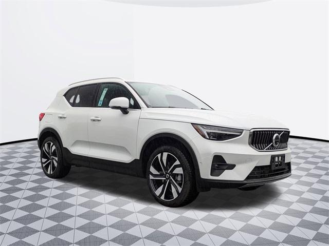 new 2025 Volvo XC40 car, priced at $48,290