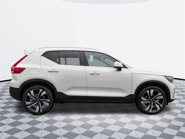 new 2025 Volvo XC40 car, priced at $48,790