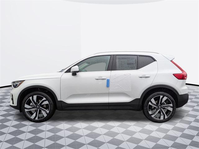 new 2025 Volvo XC40 car, priced at $48,790