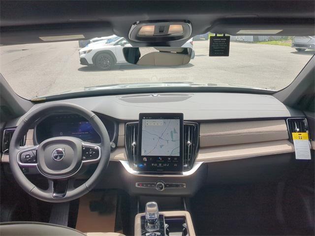 new 2025 Volvo XC90 Plug-In Hybrid car, priced at $76,595