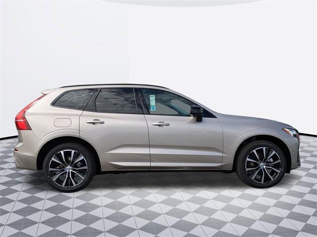 new 2025 Volvo XC60 car, priced at $53,335