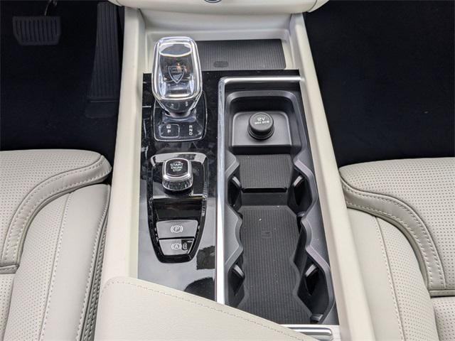 new 2026 Volvo XC60 car, priced at $60,095