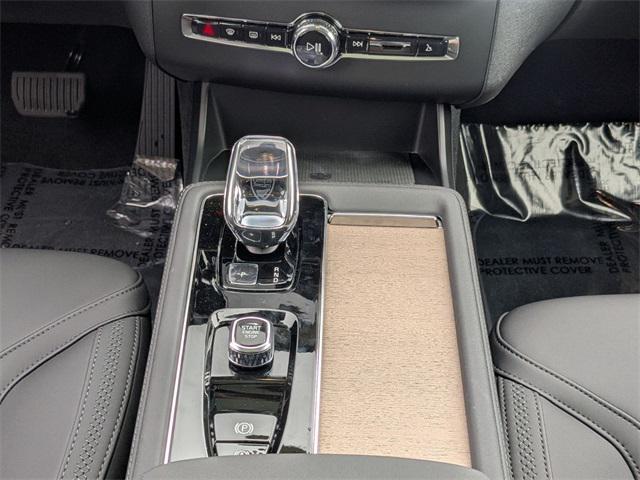 new 2026 Volvo XC90 car, priced at $68,825