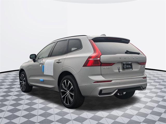 new 2025 Volvo XC60 car, priced at $53,335