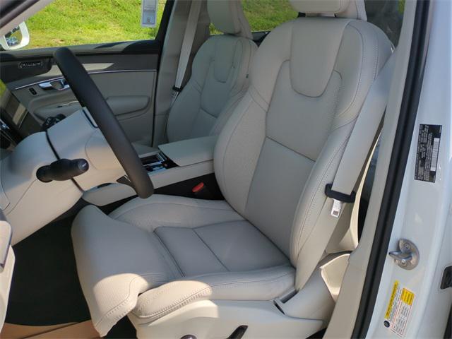 new 2025 Volvo XC90 car, priced at $70,845