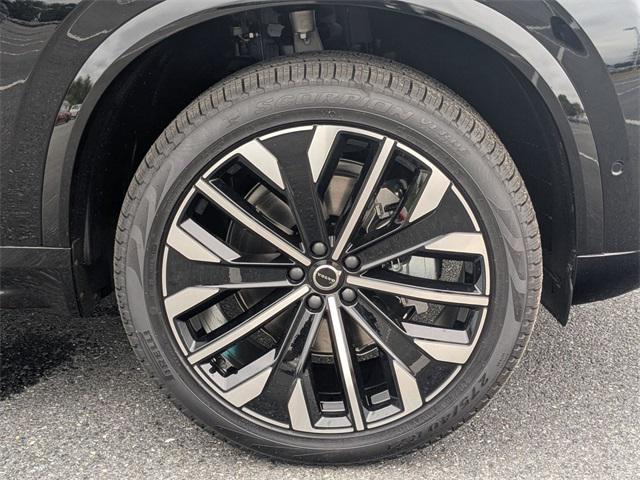new 2026 Volvo XC90 car, priced at $72,155