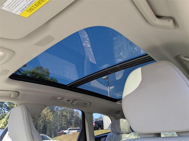 new 2026 Volvo XC60 car, priced at $60,095