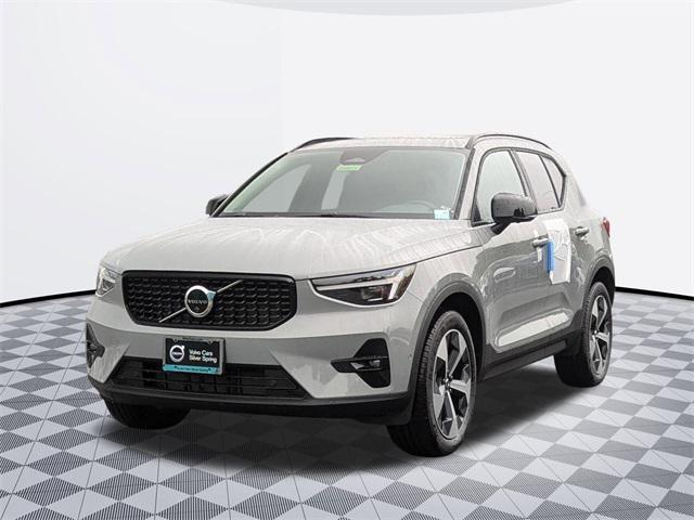 new 2025 Volvo XC40 car, priced at $46,195