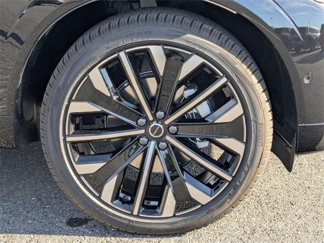 new 2026 Volvo XC60 car, priced at $60,095