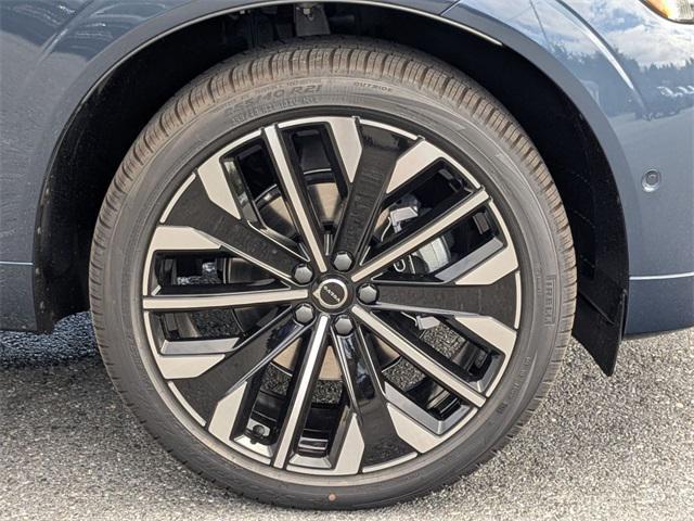 new 2026 Volvo XC60 car, priced at $60,095