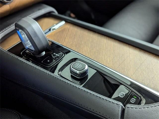 used 2023 Volvo XC90 Recharge Plug-In Hybrid car, priced at $49,000