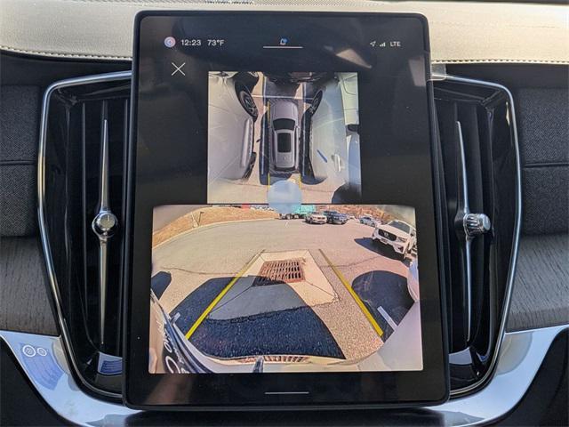 new 2025 Volvo XC90 car, priced at $68,245