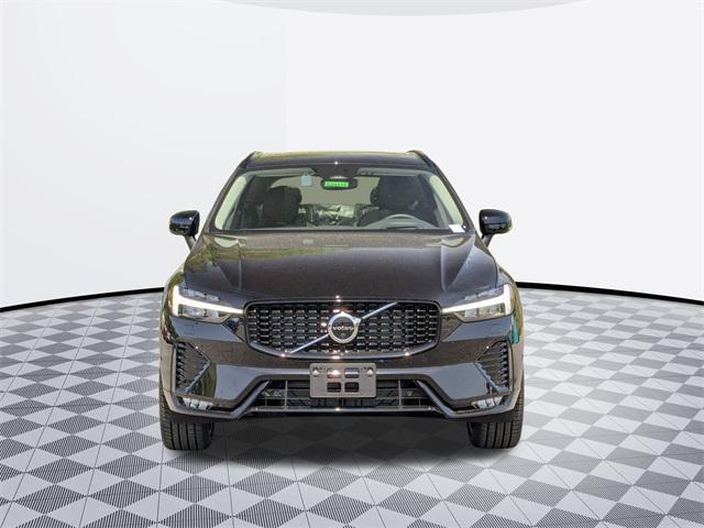 new 2025 Volvo XC60 car, priced at $60,660