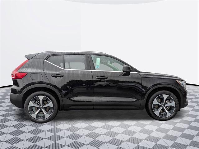 new 2025 Volvo XC40 car, priced at $46,815