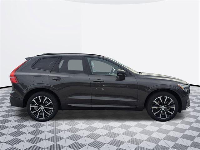 new 2025 Volvo XC60 car, priced at $57,435