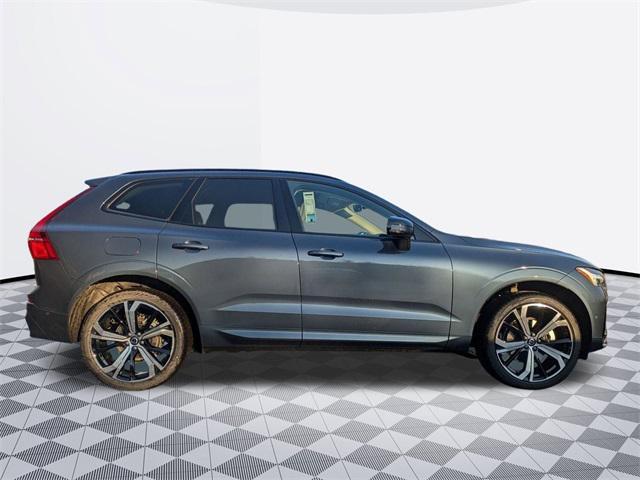 new 2025 Volvo XC60 car, priced at $58,235