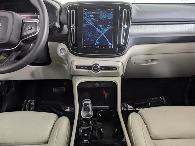 used 2023 Volvo XC40 car, priced at $32,200