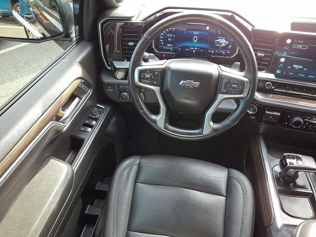 used 2022 Chevrolet Silverado 1500 car, priced at $44,797