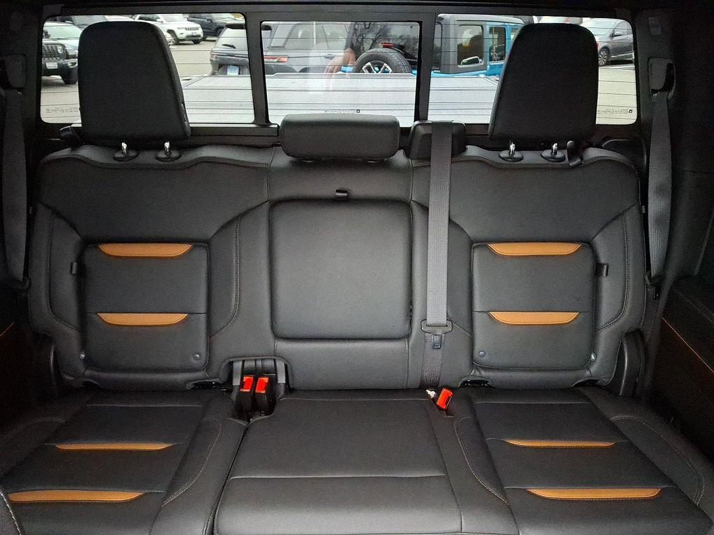 used 2023 GMC Sierra 1500 car, priced at $54,997