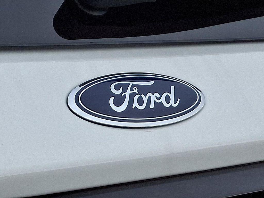 new 2025 Ford Explorer car, priced at $52,165