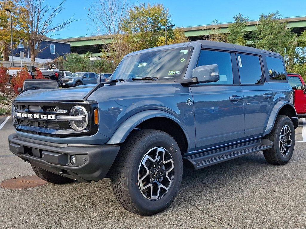 new 2025 Ford Bronco car, priced at $58,190