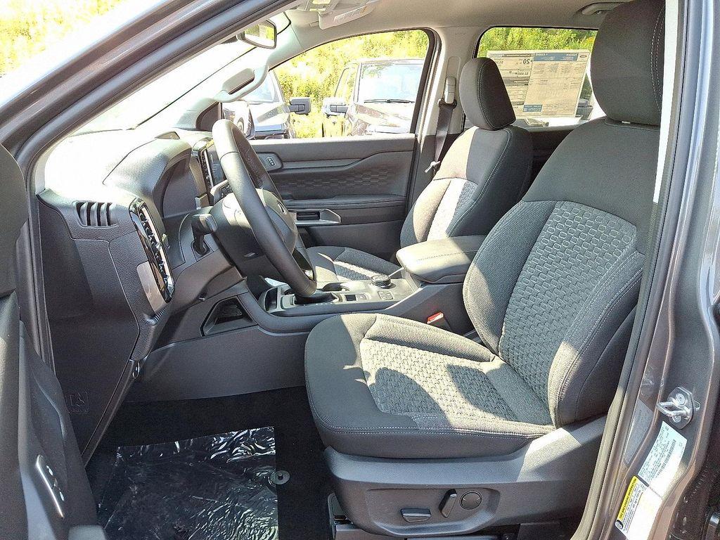 new 2025 Ford Ranger car, priced at $44,515