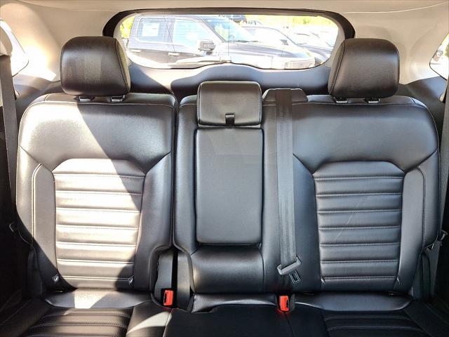 used 2022 Ford Edge car, priced at $28,599